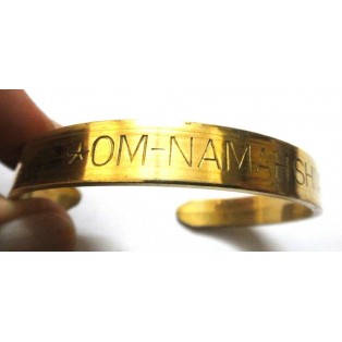 OM NAMAH SHIVAY SHIV Engraved in English Cuff Bracelet Wristlet Kada Bangle Yoga