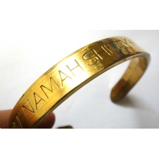OM NAMAH SHIVAY SHIV Engraved in English Cuff Bracelet Wristlet Kada Bangle Yoga