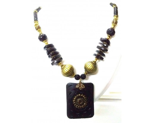 Necklace Pendant Wood Wooden Bead Handmade Jewelry Ethnic Boho Chic Fusion EA328