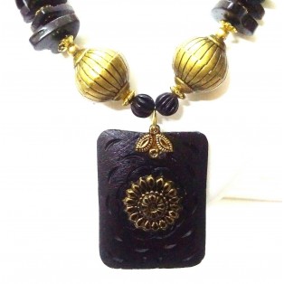 Necklace Pendant Wood Wooden Bead Handmade Jewelry Ethnic Boho Chic Fusion EA328