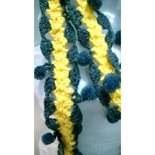 Scarf Wrap Muffler Neck Warmer Soft POM POM Handmade Crochet Woman Boho Chic S8